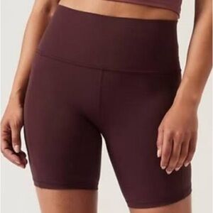 Athleta Women’s Salutation Stash High Rise 7” Short